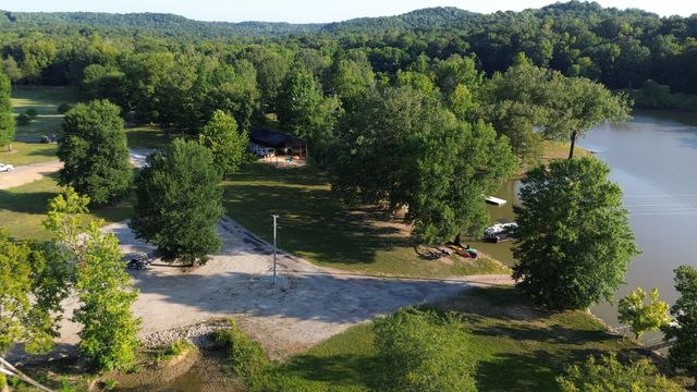 17 Clearwater Cr, Bath Springs, TN 38311