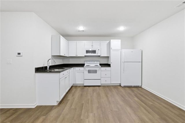 219 W Culton Street, Warrensburg, MO 64093