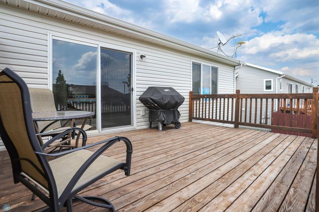 4286 Auburn Avenue, Fargo, ND 58104