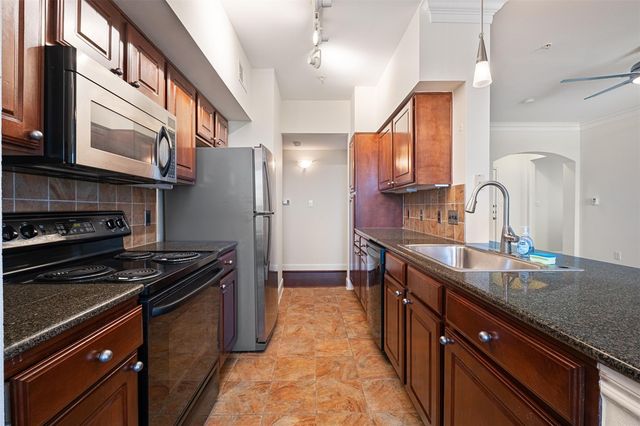 7701 Rialto BLVD 637, Austin, TX 78735