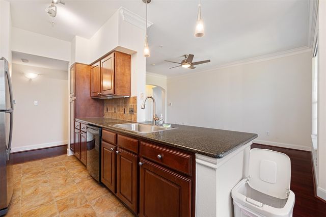 7701 Rialto BLVD 637, Austin, TX 78735