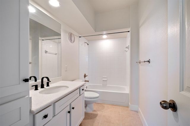 7701 Rialto BLVD 637, Austin, TX 78735