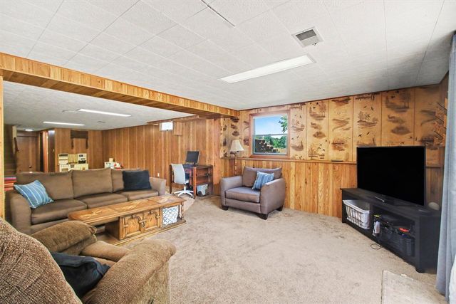 2565 142nd Avenue, Dorr, MI 49323
