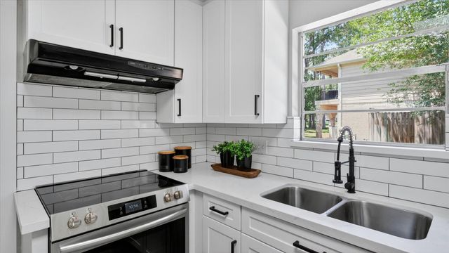 6310 Hickorycrest Drive, Spring, TX 77389