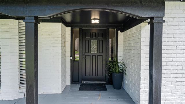 6310 Hickorycrest Drive, Spring, TX 77389