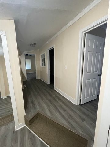 5848 Atlanta Highway 4, Flowery Branch, GA 30542