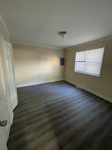 5848 Atlanta Highway 4, Flowery Branch, GA 30542
