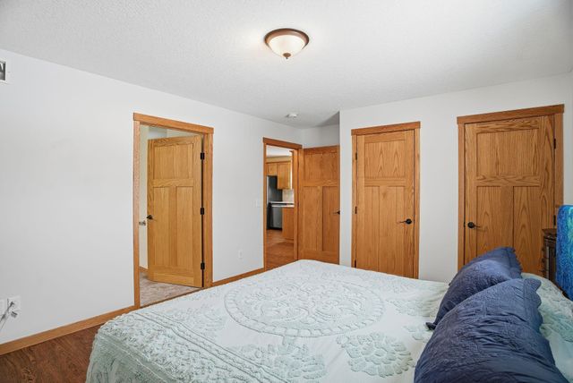 38282 Explorer Circle, North Branch, MN 55056