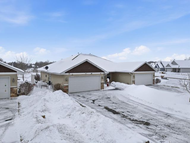 38282 Explorer Circle, North Branch, MN 55056