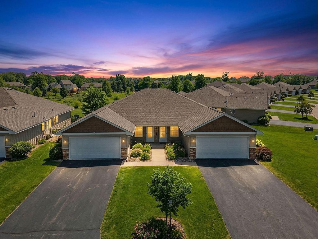 38282 Explorer Circle, North Branch, MN 55056