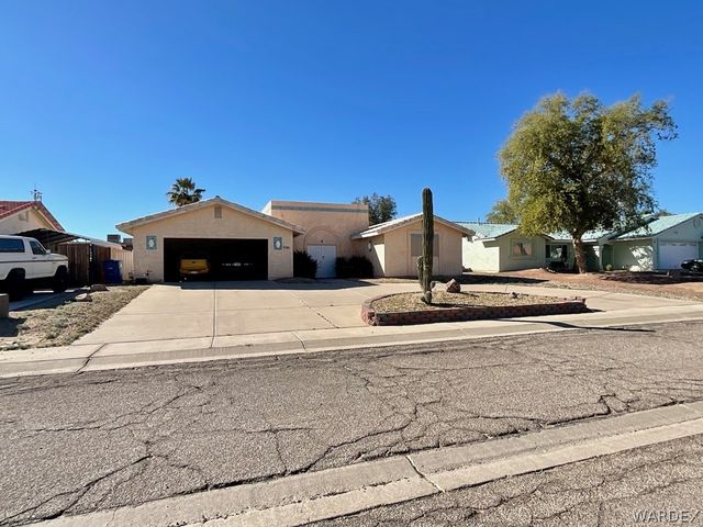 5741 S Sunrise Drive, Fort Mohave, AZ 86426