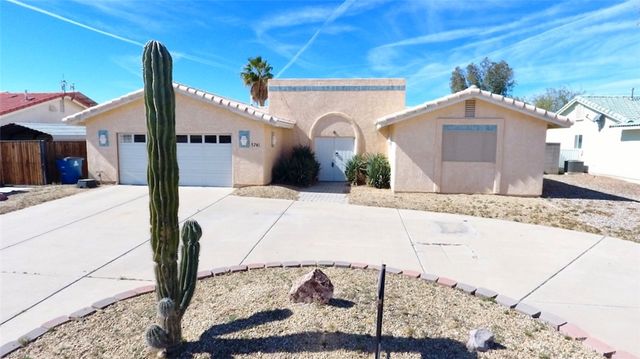 5741 S Sunrise Drive, Fort Mohave, AZ 86426
