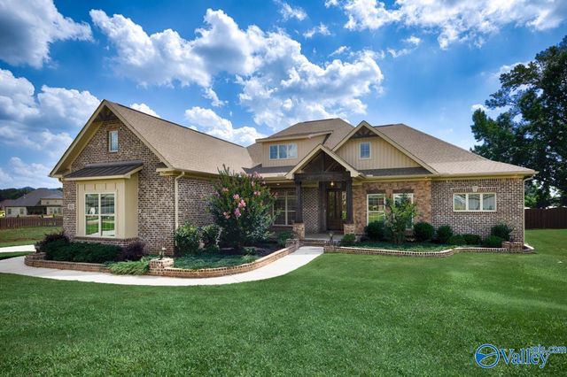 212 Idle Creek Drive, Huntsville, AL 35811