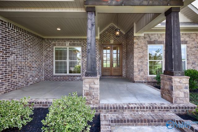 212 Idle Creek Drive, Huntsville, AL 35811