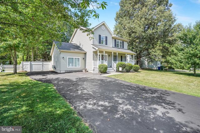 3909 LANCASTER RING RD, Fredericksburg, VA 22408