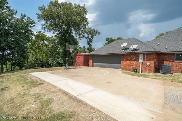 1952 Kilgore Lane, Van Buren, AR 72956