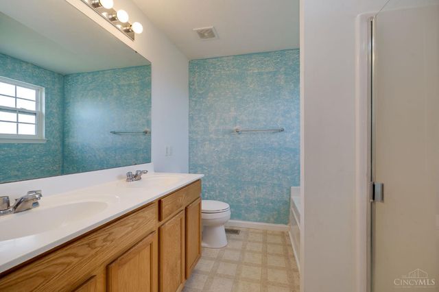 5561 Sagewood Drive, Miami Twp, OH 45342
