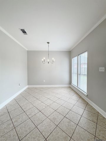 10058 Chanel Dr, Denham Springs, LA 70706