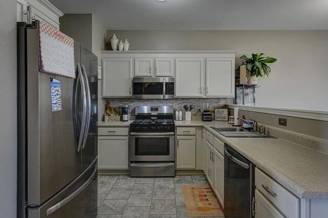 1743 Springtime Court, Dyer, IN 46311