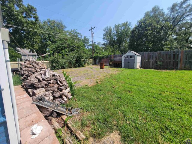 500 SE Rodgers ST, Topeka, KS 66607