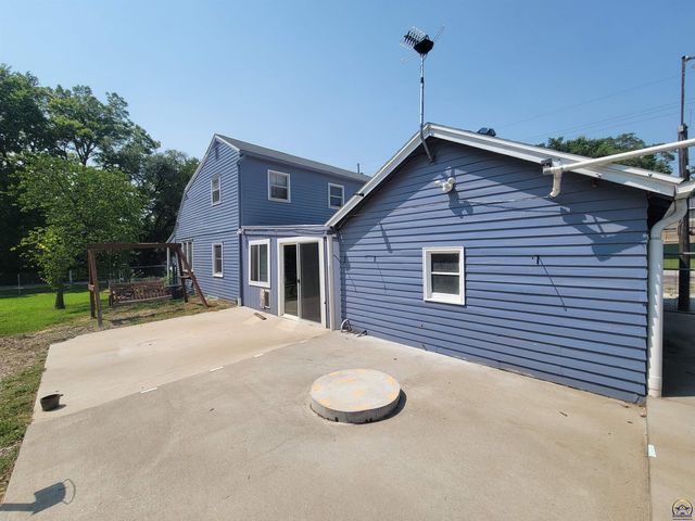 500 SE Rodgers ST, Topeka, KS 66607