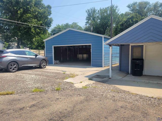 500 SE Rodgers ST, Topeka, KS 66607