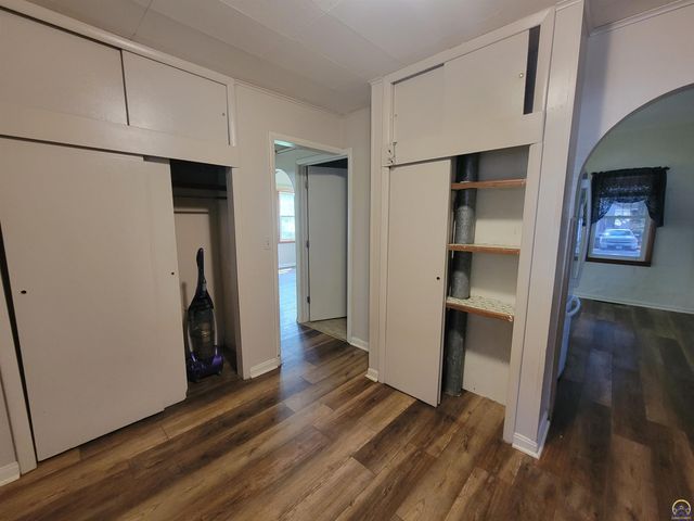 500 SE Rodgers ST, Topeka, KS 66607
