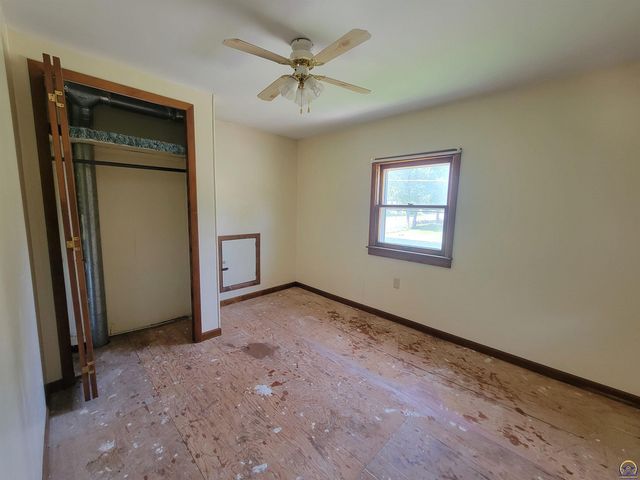 500 SE Rodgers ST, Topeka, KS 66607