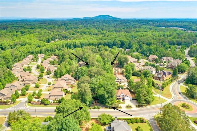 3127 Post Oak Tritt Road, Marietta, GA 30062