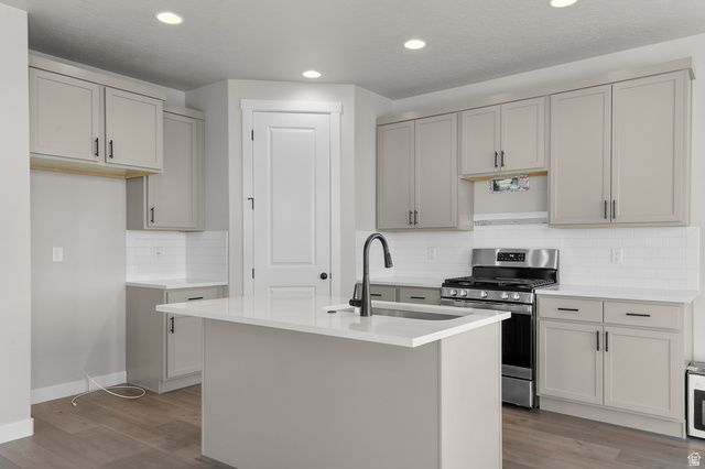 6636 W SPRING SNOW LN, Herriman, UT 84096
