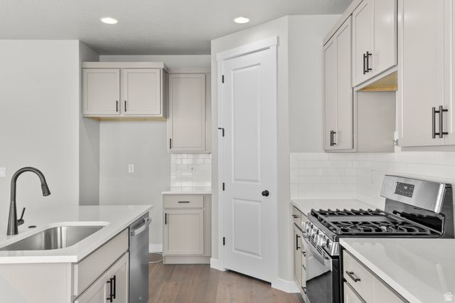 6636 W SPRING SNOW LN, Herriman, UT 84096