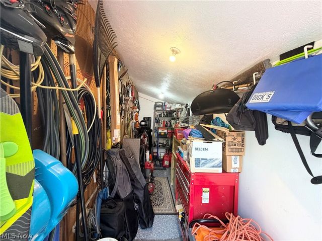 8124 Forest Court N, North Royalton, OH 44133