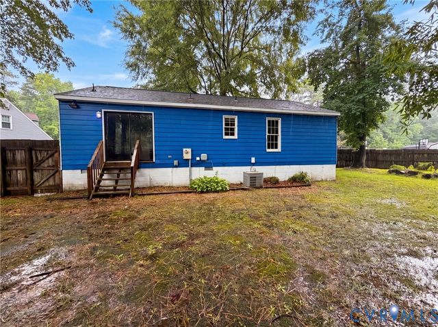 2700 Tipton St, South Chesterfield, VA 23834