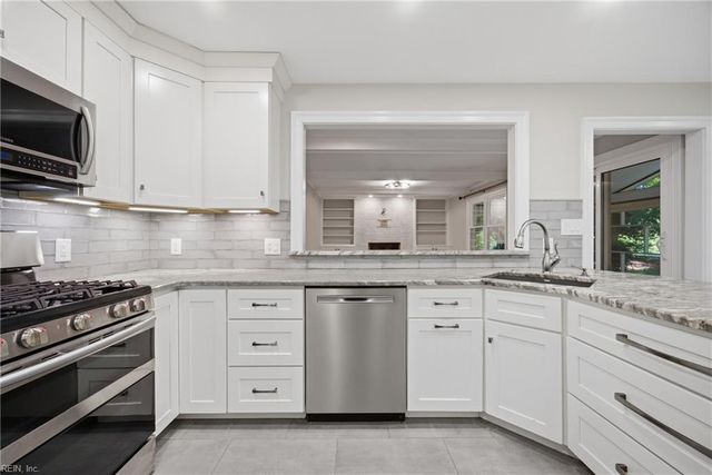 5345 Lake Lawson RD, Virginia Beach, VA 23455