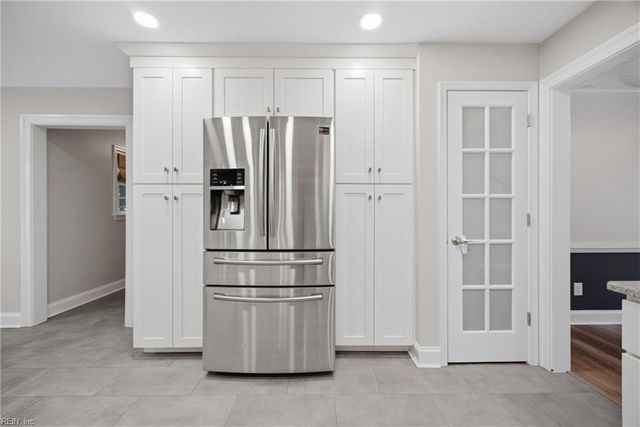 5345 Lake Lawson RD, Virginia Beach, VA 23455