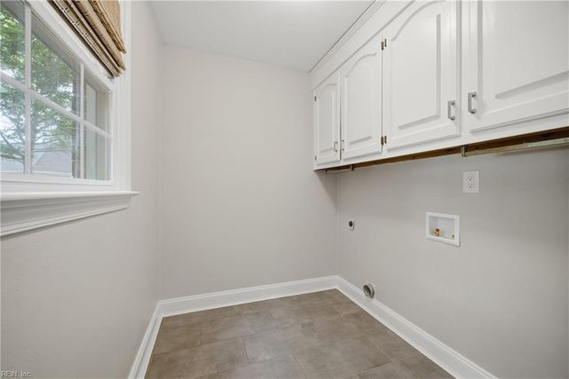 5345 Lake Lawson RD, Virginia Beach, VA 23455