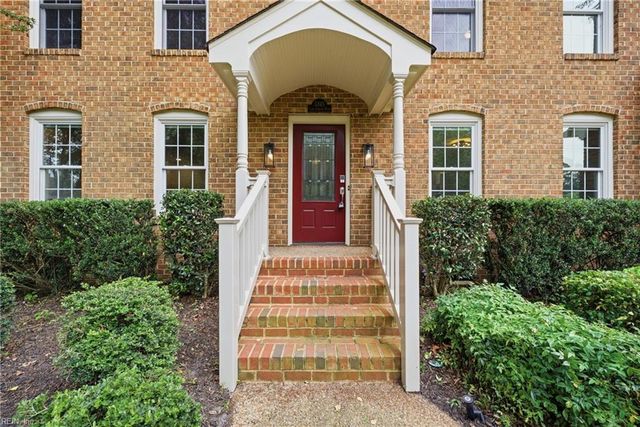 5345 Lake Lawson RD, Virginia Beach, VA 23455