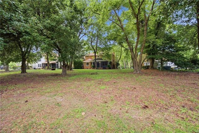 5345 Lake Lawson RD, Virginia Beach, VA 23455
