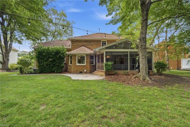 5345 Lake Lawson RD, Virginia Beach, VA 23455