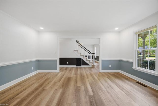 5345 Lake Lawson RD, Virginia Beach, VA 23455