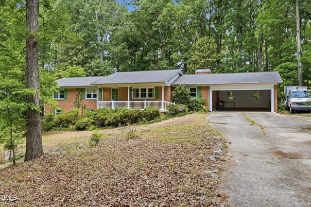 609 Canterbury Road, Sanford, NC 27330