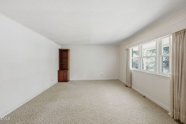 609 Canterbury Road, Sanford, NC 27330