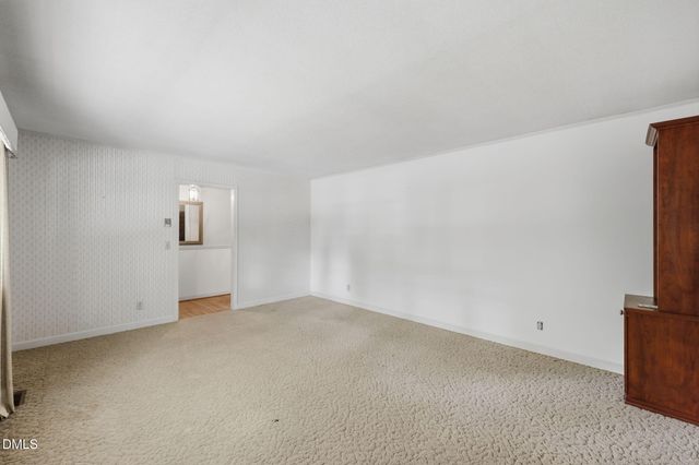 609 Canterbury Road, Sanford, NC 27330