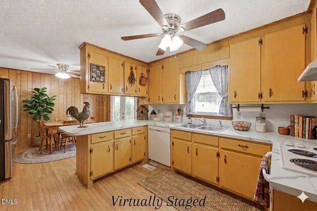 609 Canterbury Road, Sanford, NC 27330