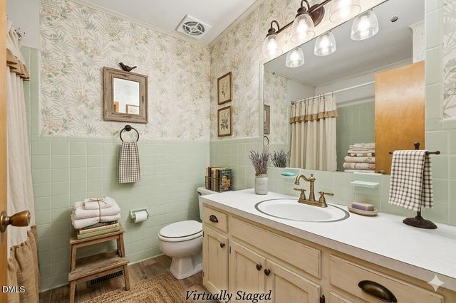 609 Canterbury Road, Sanford, NC 27330