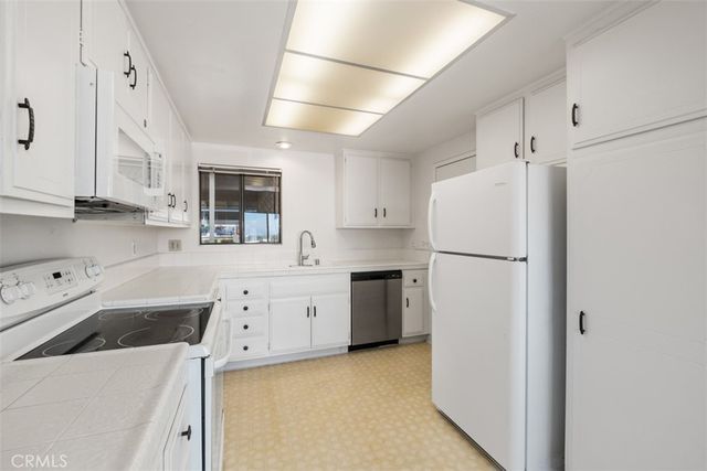 3110 Via Serena South P, Laguna Woods, CA 92637