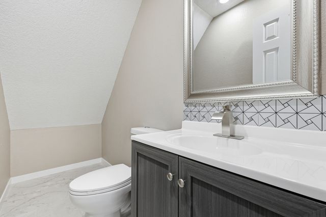 2712 College Avenue, Des Moines, IA 50311