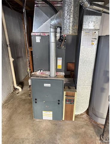 1020 Belmont Terrace, Florissant, MO 63033