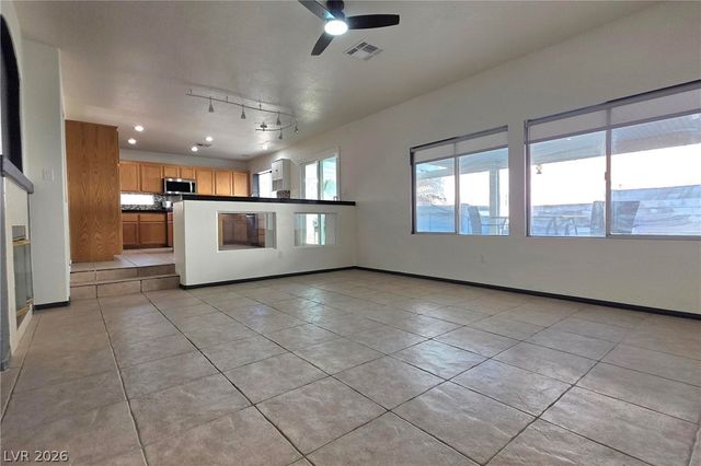 1420 Rose Garden Lane, Las Vegas, NV 89142
