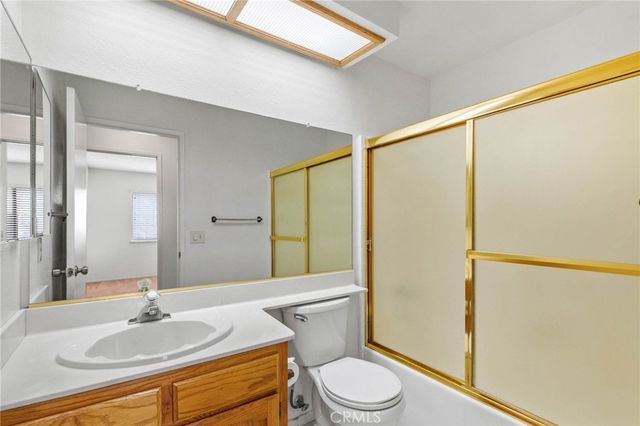 8643 Panorama, Hesperia, CA 92344